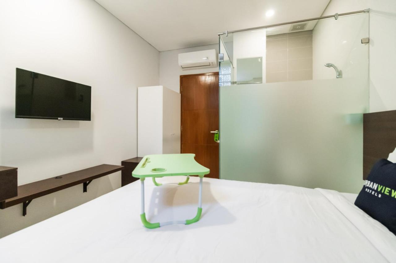 Urbanview Hotel Casa Kota Mangga Besar ジャカルタ エクステリア 写真